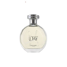 Charger l'image dans la galerie, Glamour day in a clear bottle with silver stopper on a white backgroung
