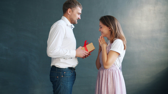 How to choose a perfume as a gift for your sweetheart