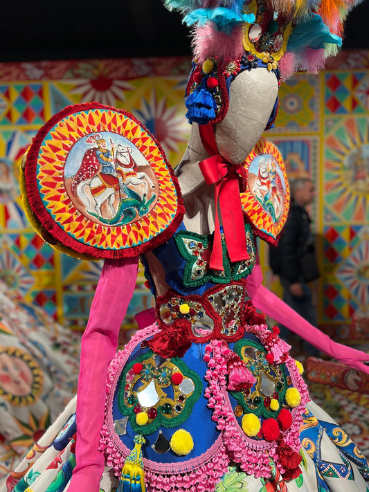 Dolce&Gabbana exhibition: immersion in Italian elegance