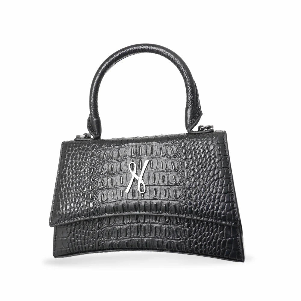 How to care for your luxurious leather pieces