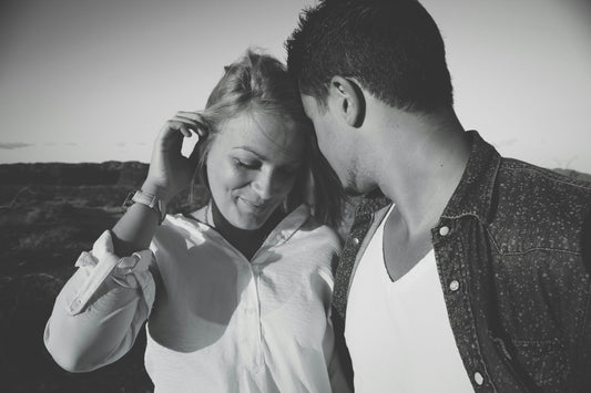 The scents of seduction: fragrances for lovers by Hayari Paris