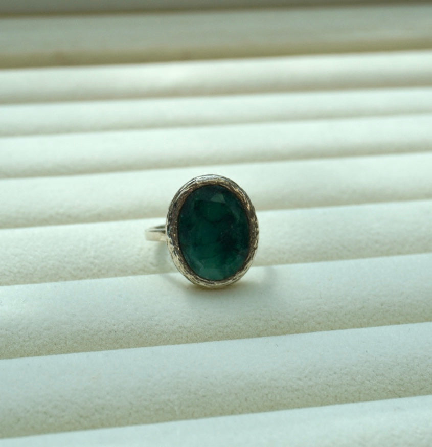 Sterling Silver Ring with Malachite Stone