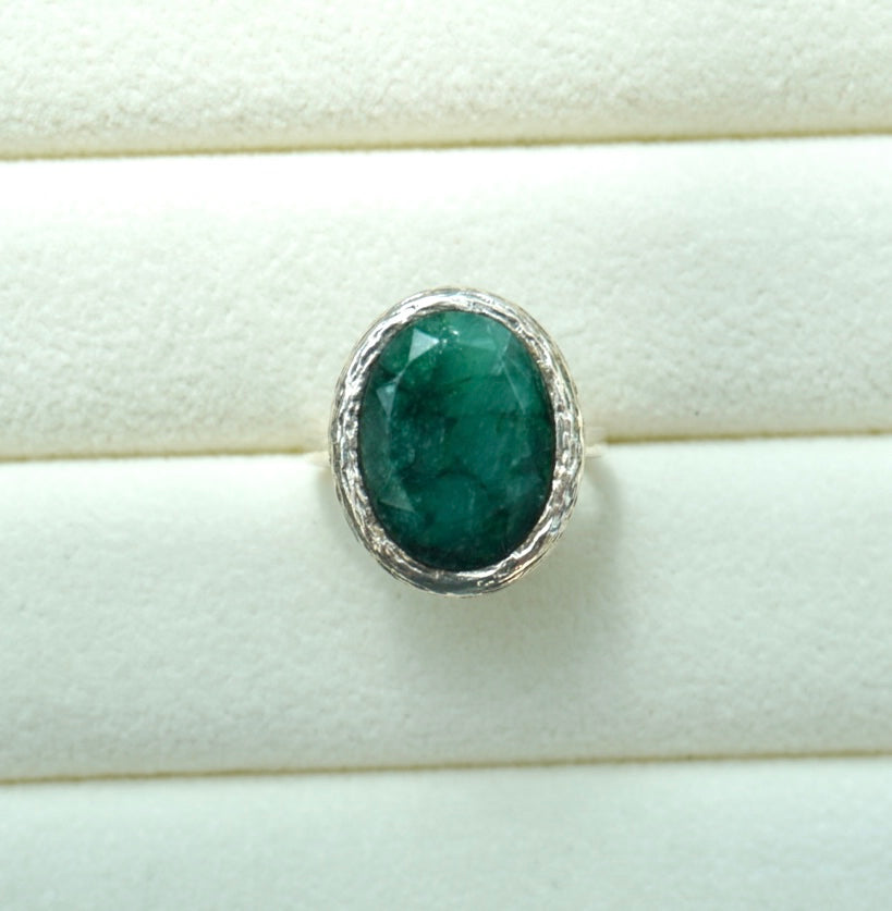 Sterling Silver Ring with Malachite Stone