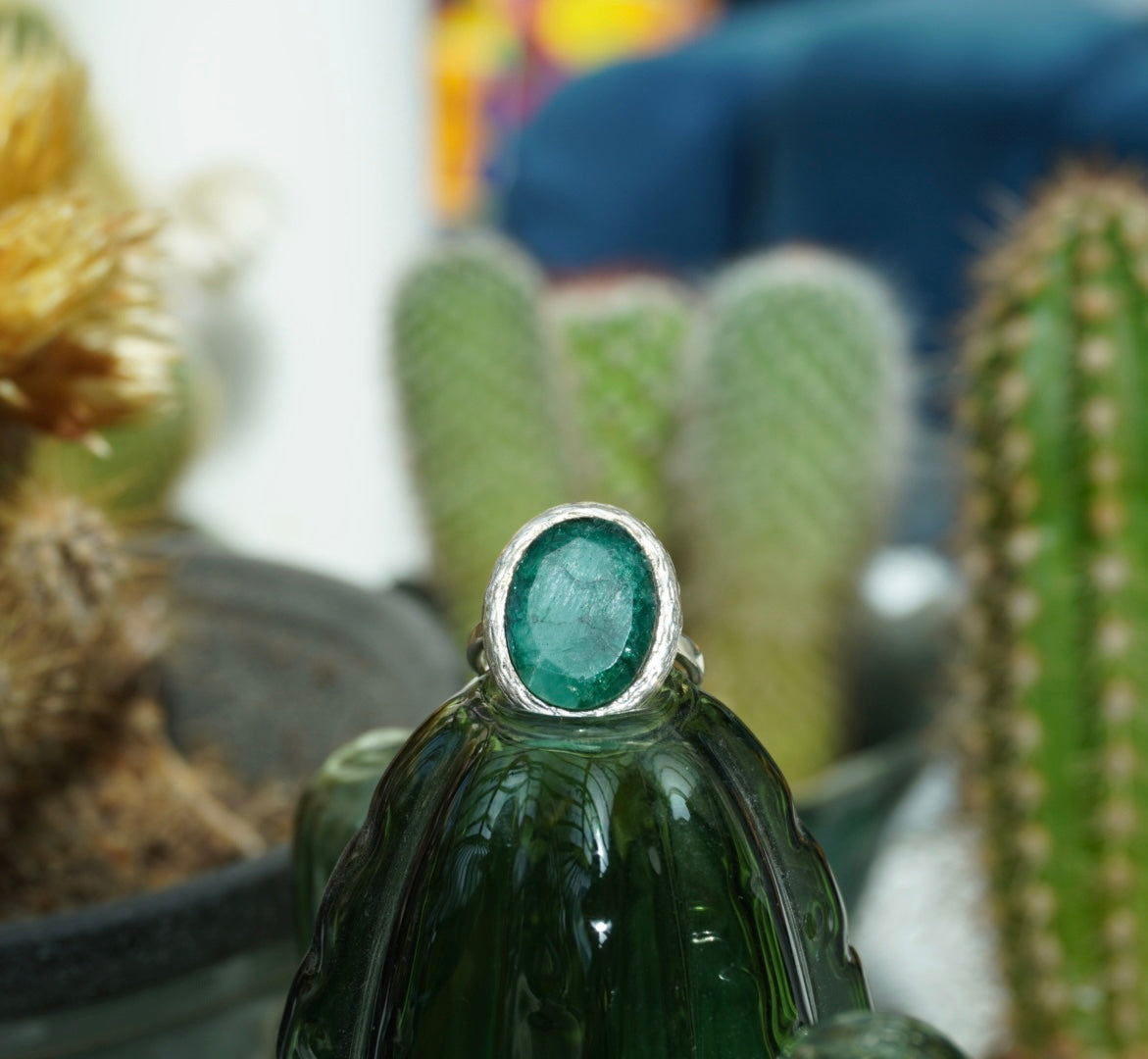 Sterling Silver Ring with Malachite Stone