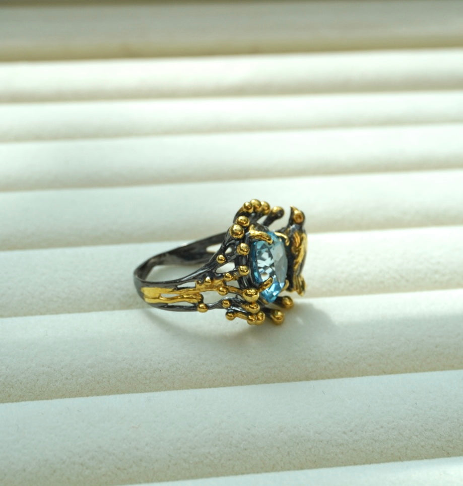 Glamorous Silver Gold-Plated Ring with Aquamarine and Bird Detail