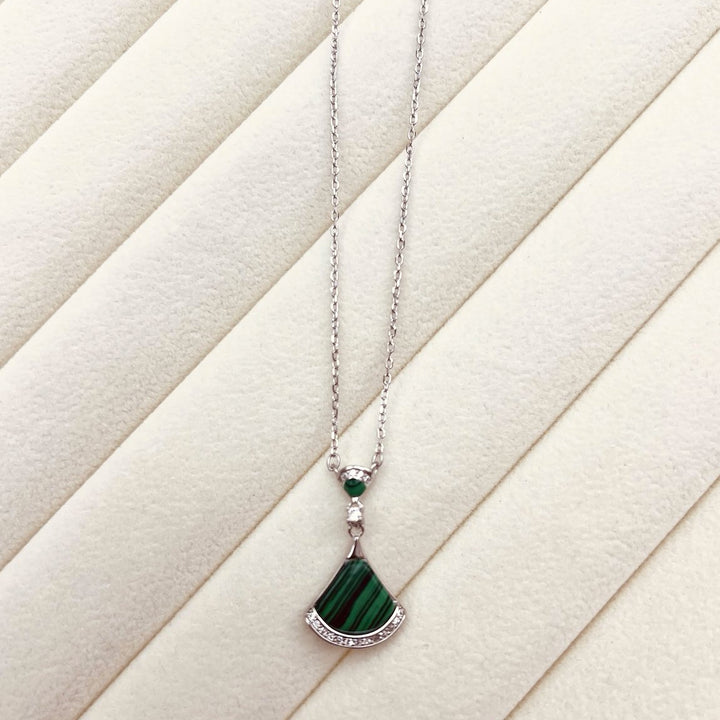 SILVER NECKLACE