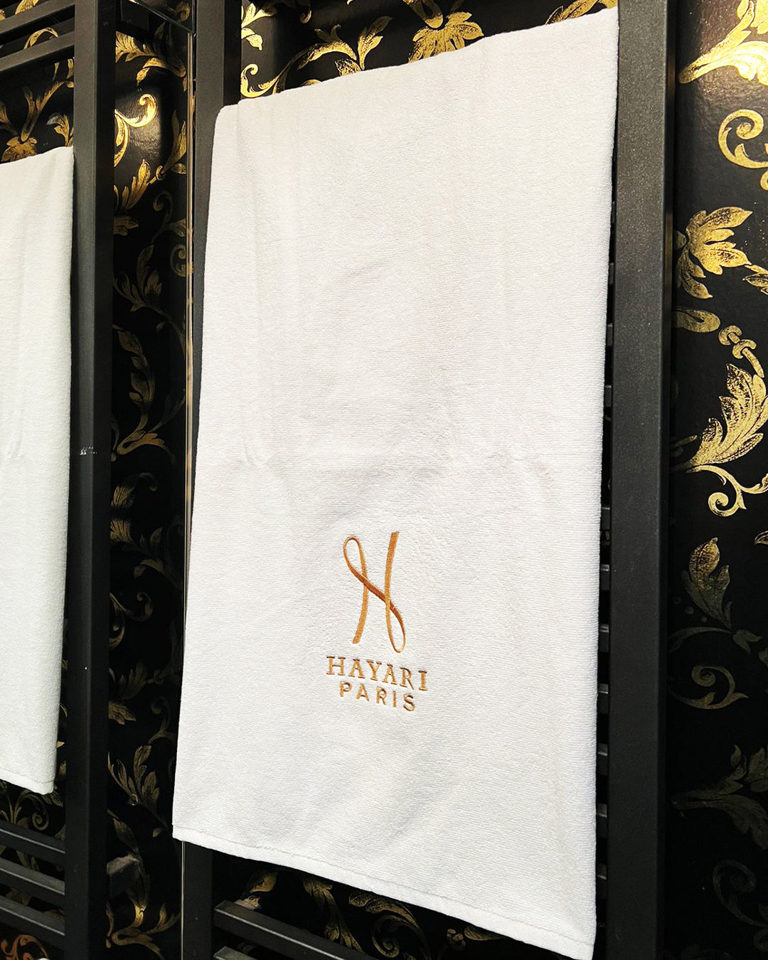 EMBOIDERED BATH TOWEL