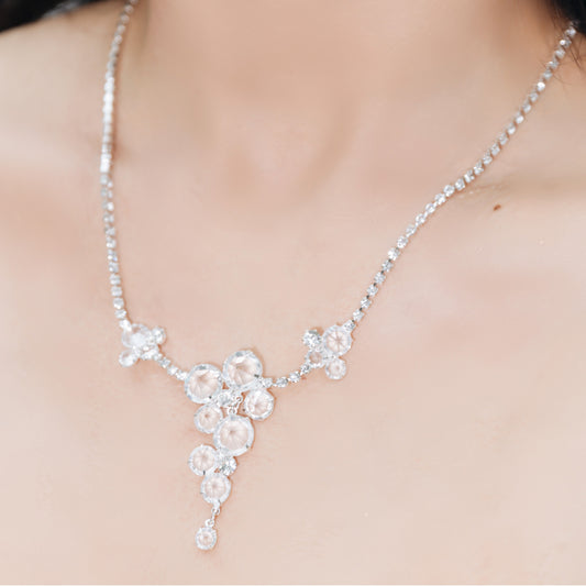 necklace with round-cut clear crystals 